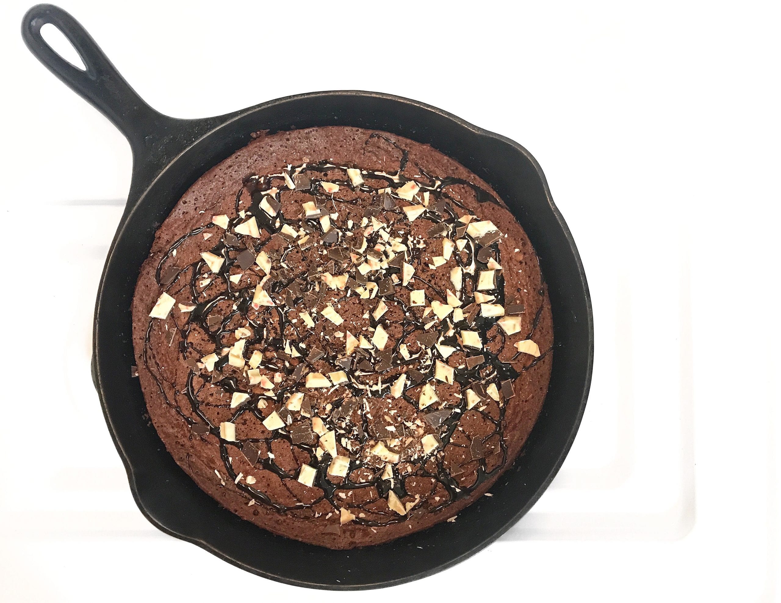 Brownies in a Cast Iron Skillet - Amanda's Cookin' 