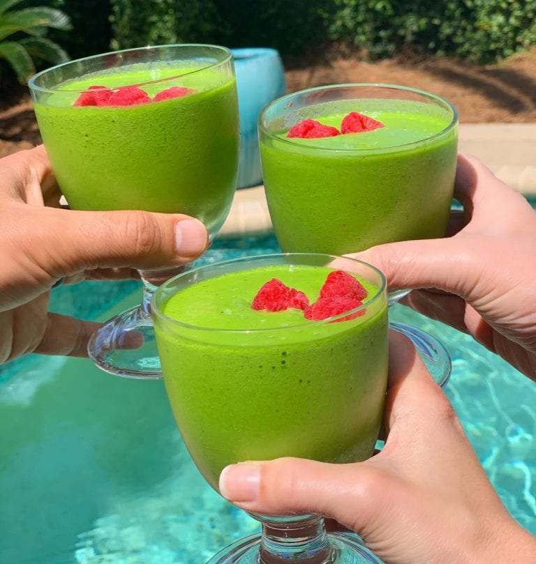 immune-boosting-virus-fighting-green-smoothie